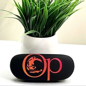Ocean Pacific OP Eyewear Hardcover Case Black